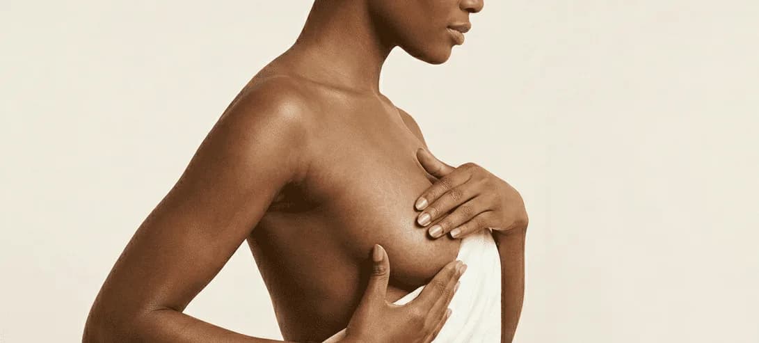 Calming spa atmosphere with soft lighting and wellness décor